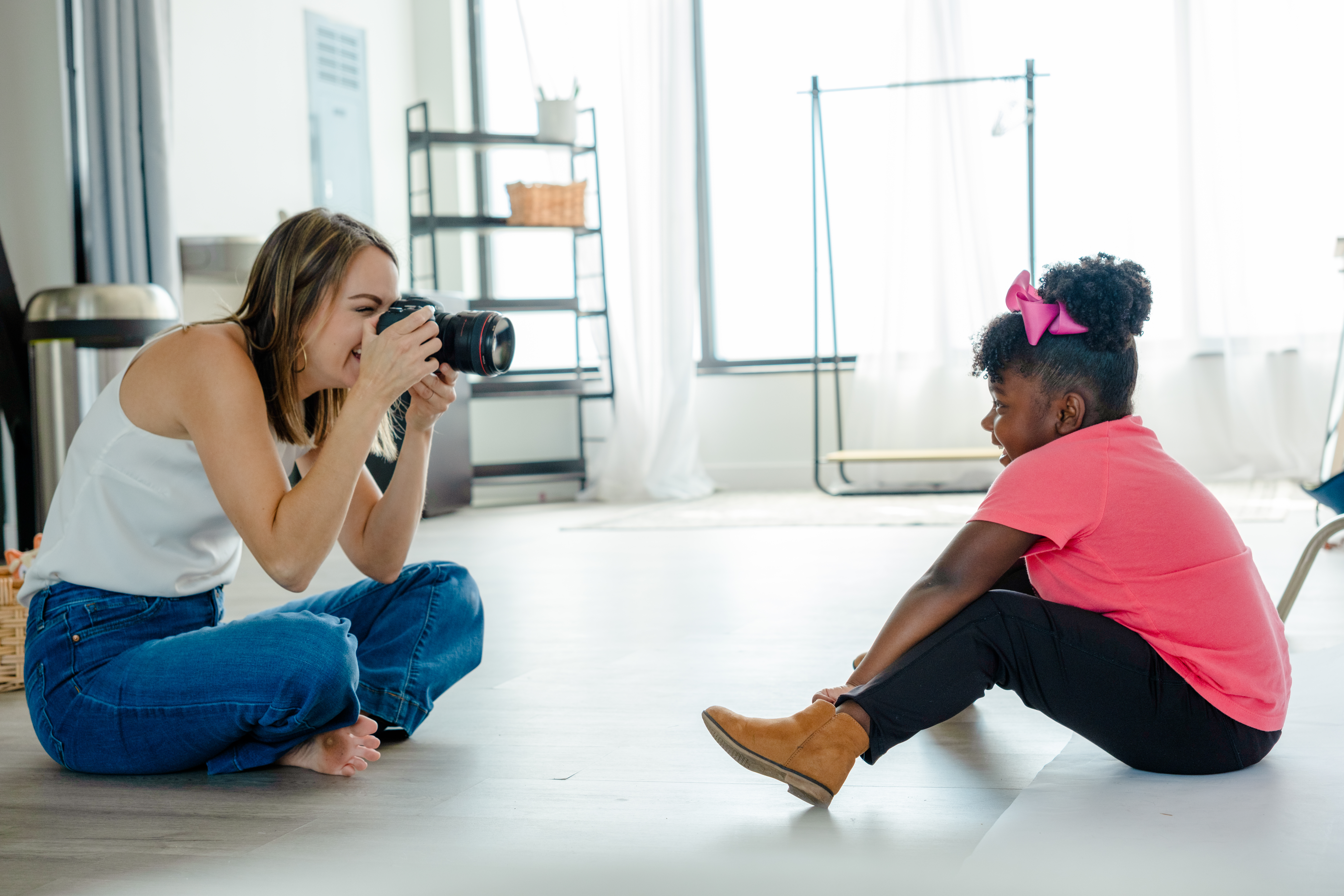 relaxed kids photography session with natural interaction and movement